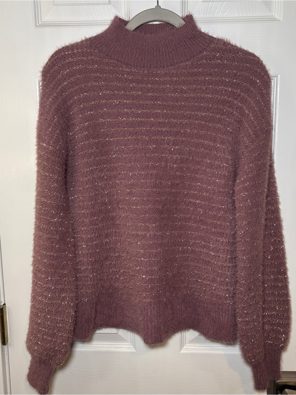 Liz Claiborne Dusty Mauve Metallic Mock Neck Sweater Medium